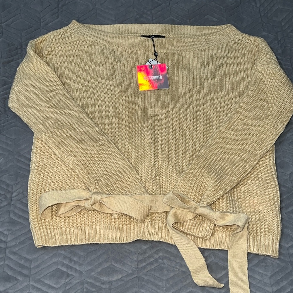Missguided knit it girl sweater with bow sleeves! NWT